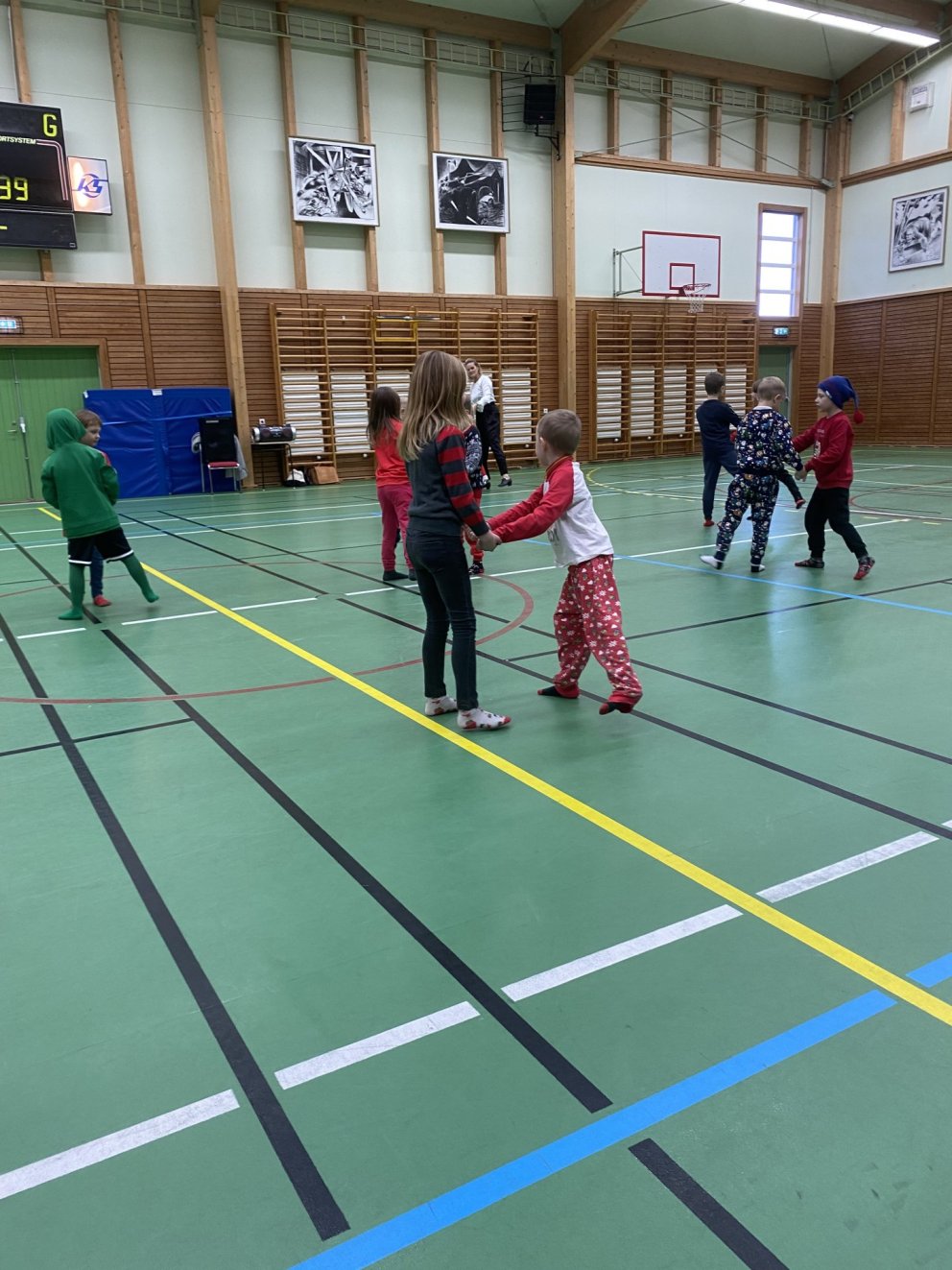 Myndir af danssýningu