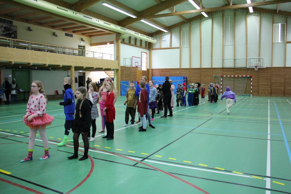 Upp er runninn öskudagur