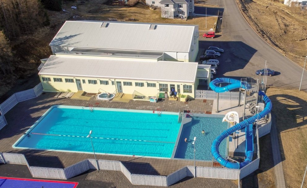 Íþróttahúsið í Varmahlíð lokað