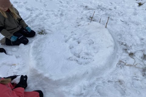 Útikennsla - snjóhúsagerð