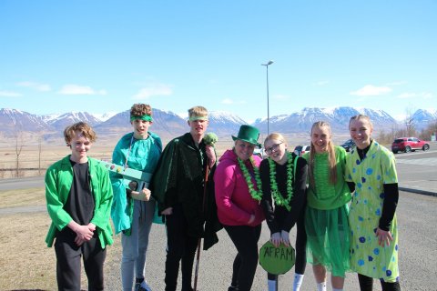 Skólahreystilið Varmahlíðarskóla  keppir í kvöld kl. 20 - sýnt á RÚV