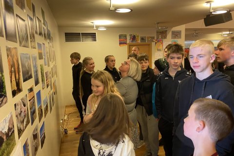 Opnun myndlistasýningar í dag